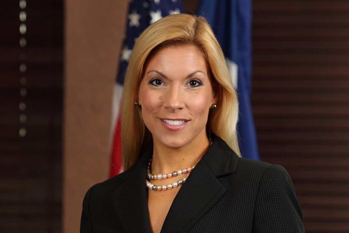 Beth Van Duyne 会赢得 the 2026 Texas Republican Primary 吗？